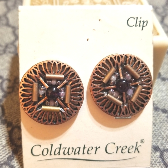 Coldwater Creek Vintage Old Stock on Card Clip Earrings - Picture 4 of 5